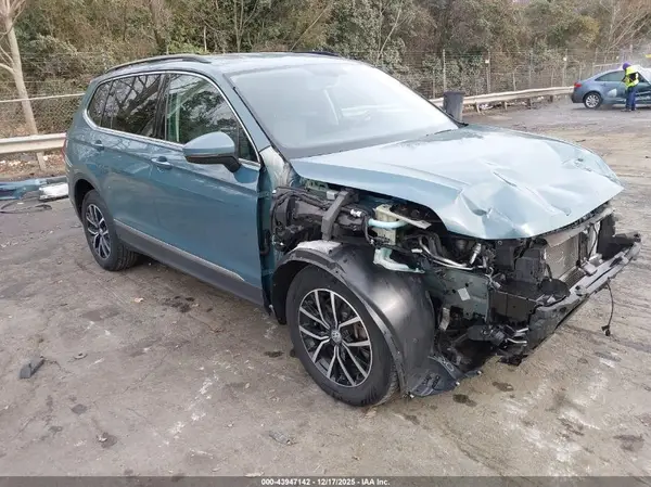 3VV2B7AX6MM123085 2021 VOLKSWAGEN TIGUAN - Image 1