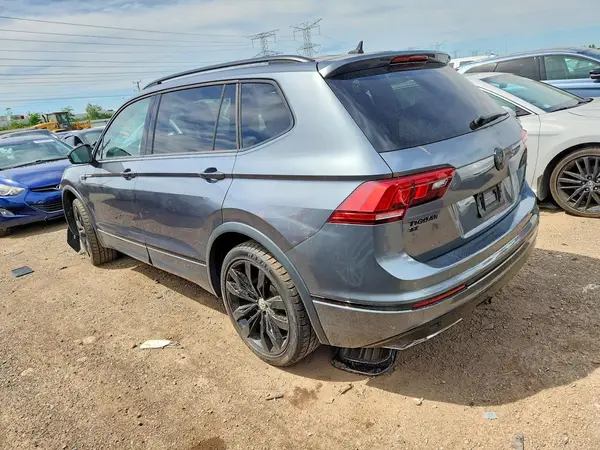3VV2B7AX6MM128044 2021 VOLKSWAGEN TIGUAN - Image 2