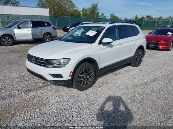 3VV2B7AX6MM139903 2021 VOLKSWAGEN TIGUAN - Image 2