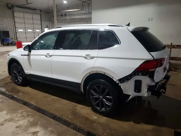 3VV2B7AX6NM003143 2022 VOLKSWAGEN TIGUAN - Image 2