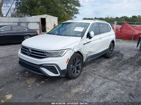 3VV2B7AX6NM022422 2022 VOLKSWAGEN TIGUAN - Image 2