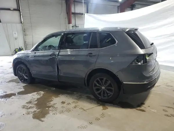 3VV2B7AX6PM133037 2023 VOLKSWAGEN TIGUAN - Image 2