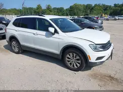 3VV2B7AX7JM002500 2018 VOLKSWAGEN TIGUAN