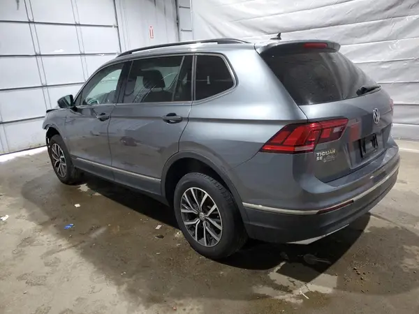 3VV2B7AX7JM002724 2018 VOLKSWAGEN TIGUAN - Image 2