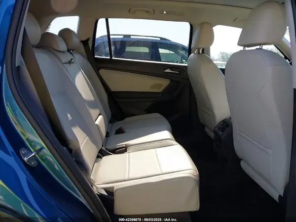 3VV2B7AX7JM029275 2018 VOLKSWAGEN TIGUAN - Image 8