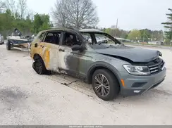 3VV2B7AX7JM037098 2018 VOLKSWAGEN TIGUAN