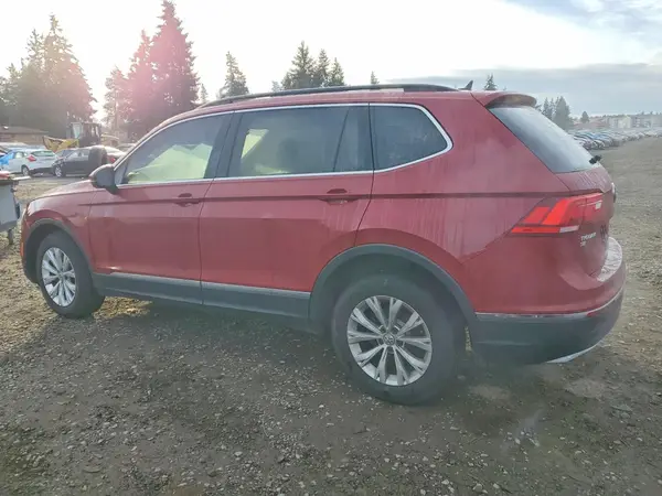 3VV2B7AX7JM038865 2018 VOLKSWAGEN TIGUAN - Image 2