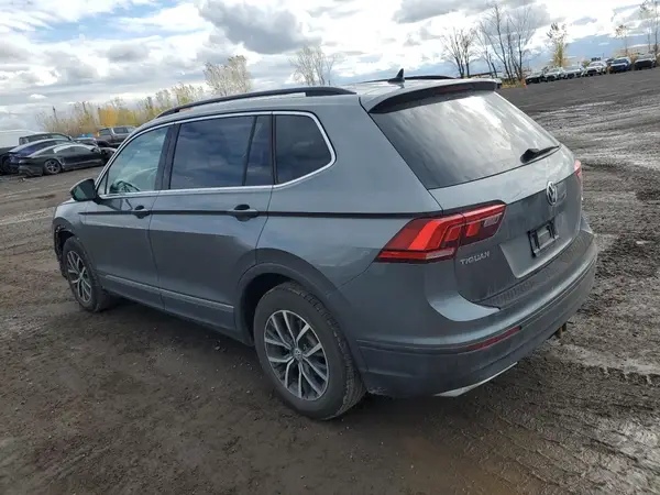 3VV2B7AX7JM072868 2018 VOLKSWAGEN TIGUAN - Image 2