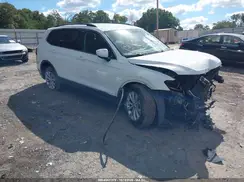 3VV2B7AX7JM073986 2018 VOLKSWAGEN TIGUAN