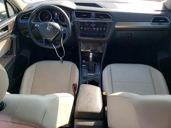 3VV2B7AX7JM080260 2018 VOLKSWAGEN TIGUAN - Image 8
