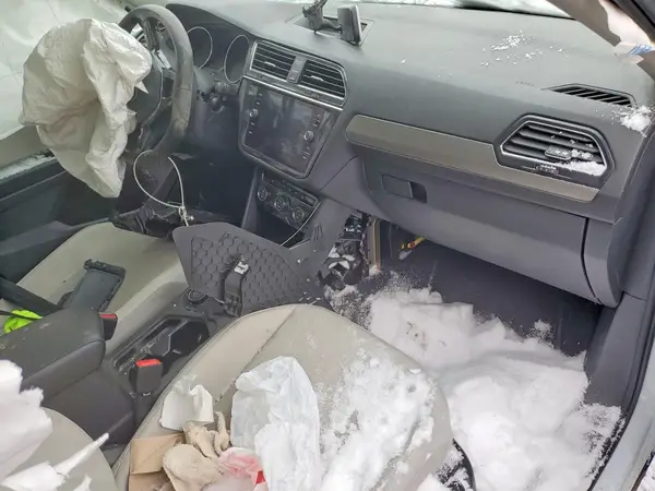 3VV2B7AX7JM100409 2018 VOLKSWAGEN TIGUAN - Image 8