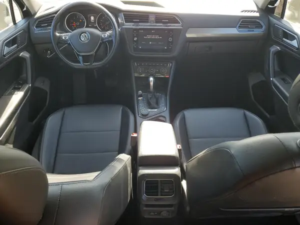 3VV2B7AX7JM101706 2018 VOLKSWAGEN TIGUAN - Image 8