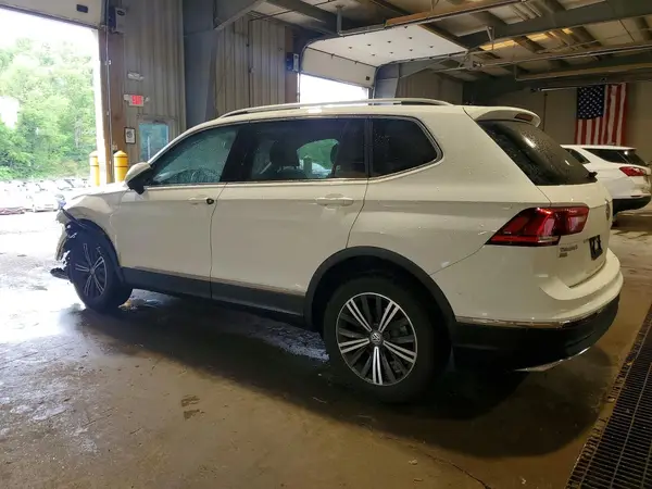 3VV2B7AX7JM122474 2018 VOLKSWAGEN TIGUAN - Image 2