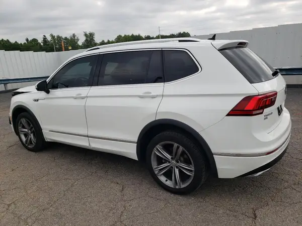 3VV2B7AX7JM144135 2018 VOLKSWAGEN TIGUAN - Image 2