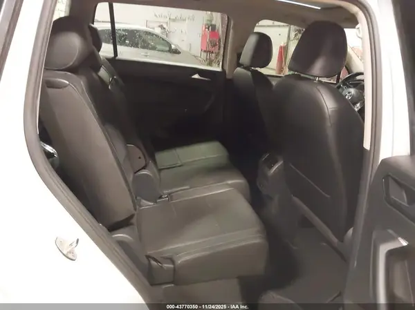 3VV2B7AX7JM149240 2018 VOLKSWAGEN TIGUAN - Image 8