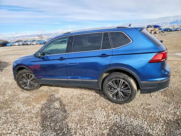 3VV2B7AX7JM167334 2018 VOLKSWAGEN TIGUAN - Image 2