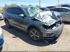 3VV2B7AX7JM177796 2018 VOLKSWAGEN TIGUAN