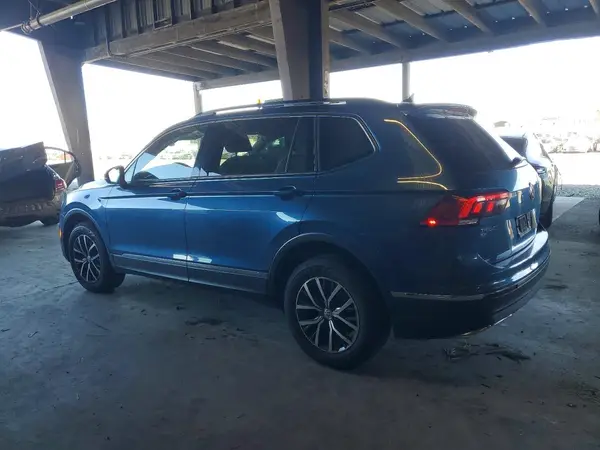 3VV2B7AX7JM196736 2018 VOLKSWAGEN TIGUAN - Image 2
