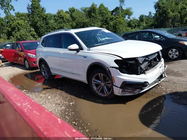 3VV2B7AX7KM033330 2019 VOLKSWAGEN TIGUAN - Image 1