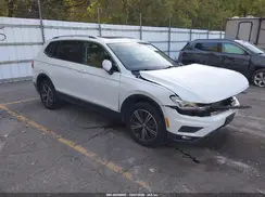 3VV2B7AX7KM037376 2019 VOLKSWAGEN TIGUAN