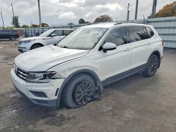 3VV2B7AX7KM045624 2019 VOLKSWAGEN TIGUAN - Image 1