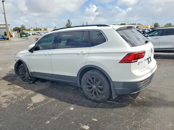 3VV2B7AX7KM045624 2019 VOLKSWAGEN TIGUAN - Image 2