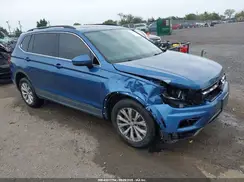 3VV2B7AX7KM054114 2019 VOLKSWAGEN TIGUAN
