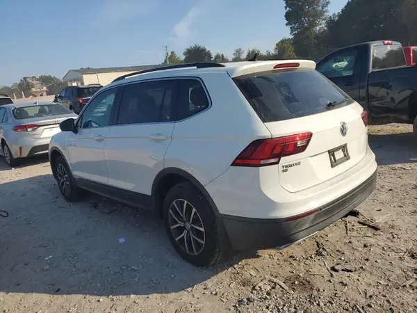 3VV2B7AX7KM056848 2019 VOLKSWAGEN TIGUAN - Image 2
