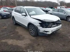 3VV2B7AX7KM065064 2019 VOLKSWAGEN TIGUAN