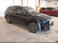 3VV2B7AX7KM070667 2019 VOLKSWAGEN TIGUAN