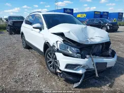 3VV2B7AX7KM085086 2019 VOLKSWAGEN TIGUAN