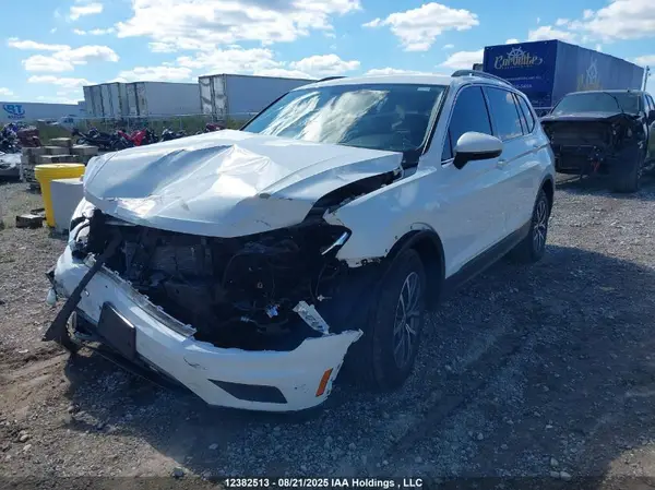 3VV2B7AX7KM085086 2019 VOLKSWAGEN TIGUAN - Image 2