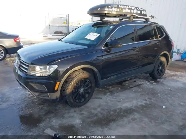 3VV2B7AX7KM104588 2019 VOLKSWAGEN TIGUAN - Image 2