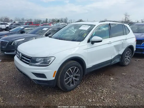 3VV2B7AX7KM125053 2019 VOLKSWAGEN TIGUAN - Image 2