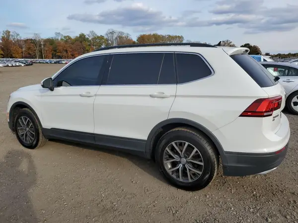 3VV2B7AX7KM127269 2019 VOLKSWAGEN TIGUAN - Image 2