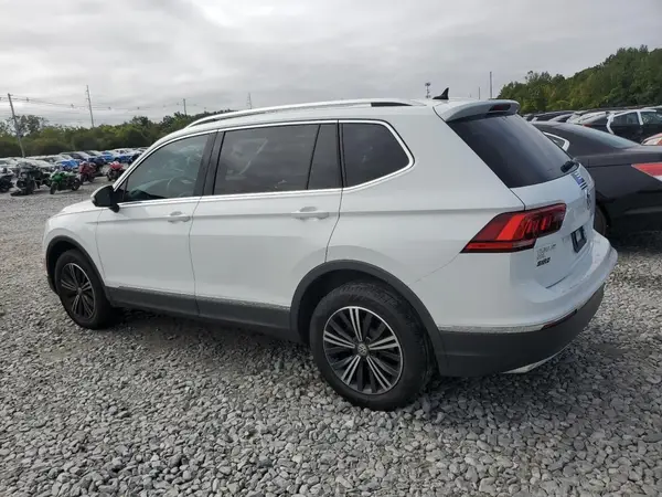 3VV2B7AX7KM158585 2019 VOLKSWAGEN TIGUAN - Image 2