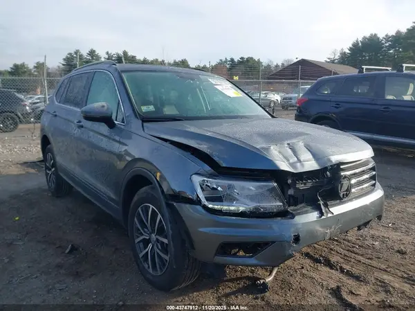 3VV2B7AX7KM176746 2019 VOLKSWAGEN TIGUAN - Image 1