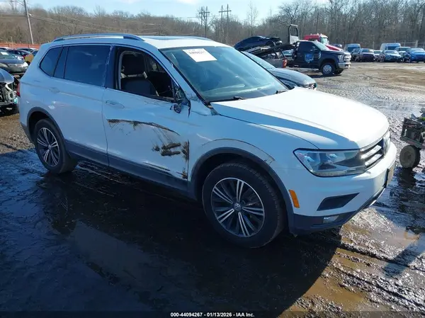 3VV2B7AX7KM182191 2019 VOLKSWAGEN TIGUAN - Image 1