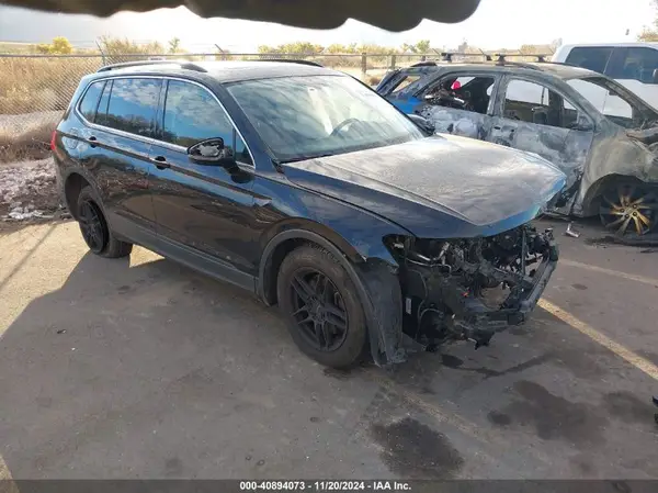 3VV2B7AX7KM188881 2019 VOLKSWAGEN TIGUAN - Image 1