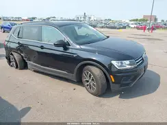 3VV2B7AX7LM018750 2020 VOLKSWAGEN TIGUAN