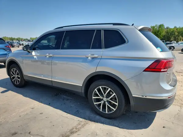3VV2B7AX7LM029716 2020 VOLKSWAGEN TIGUAN - Image 2