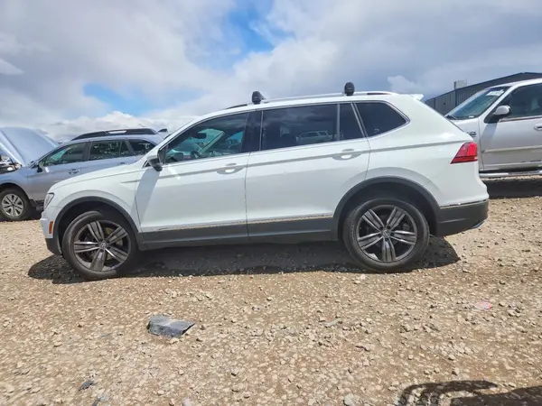 3VV2B7AX7LM036701 2020 VOLKSWAGEN TIGUAN - Image 2