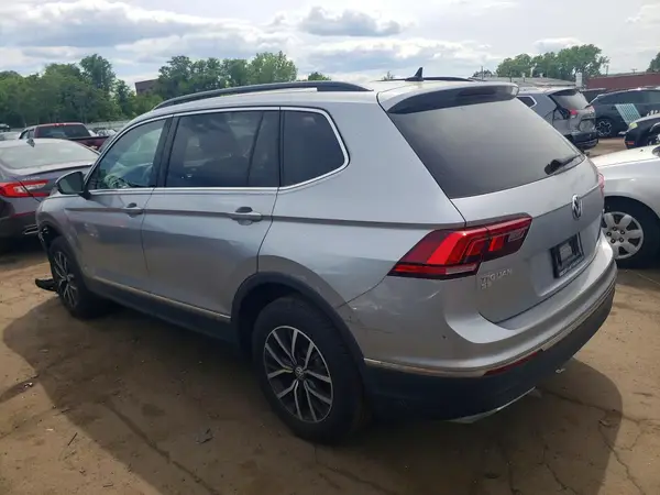 3VV2B7AX7LM092671 2020 VOLKSWAGEN TIGUAN - Image 2