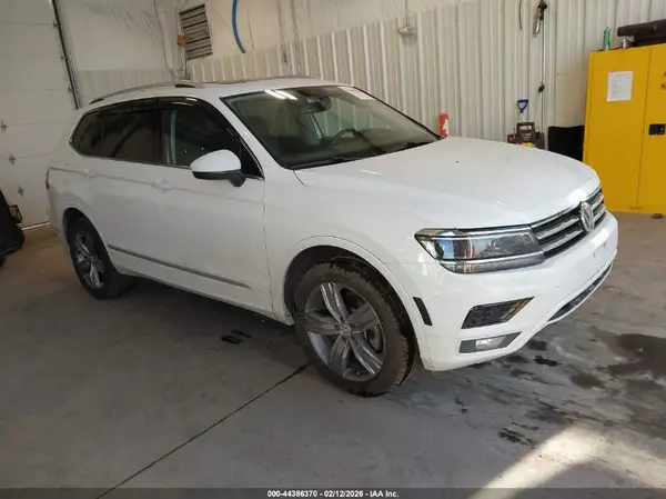 3VV2B7AX7LM102096 2020 VOLKSWAGEN TIGUAN - Image 1