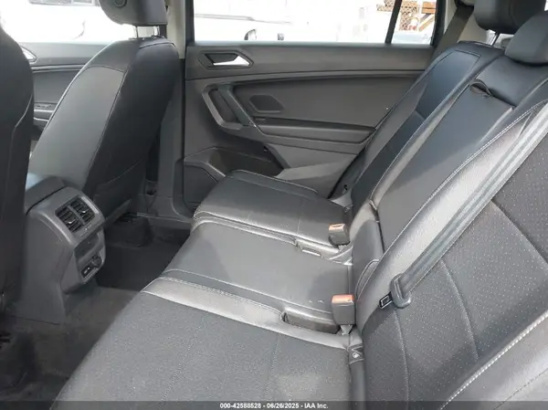 3VV2B7AX7LM105872 2020 VOLKSWAGEN TIGUAN - Image 8