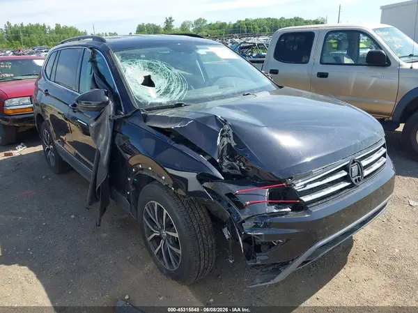 3VV2B7AX7LM112191 2020 VOLKSWAGEN TIGUAN - Image 1