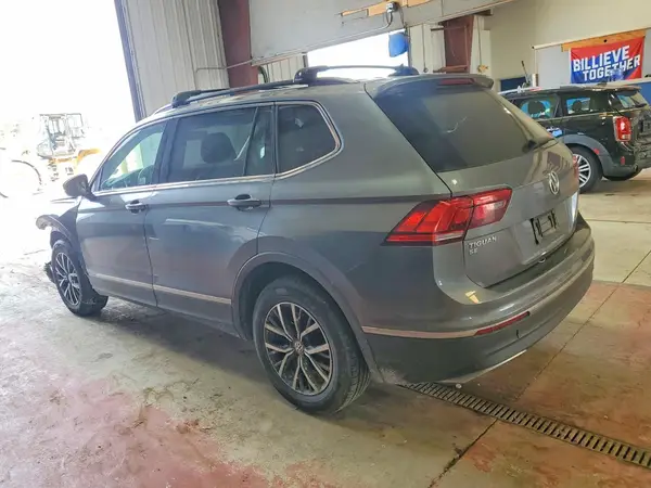 3VV2B7AX7LM116600 2020 VOLKSWAGEN TIGUAN - Image 2
