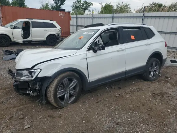 3VV2B7AX7LM126611 2020 VOLKSWAGEN TIGUAN - Image 1