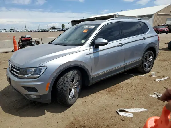 3VV2B7AX7LM127421 2020 VOLKSWAGEN TIGUAN - Image 1