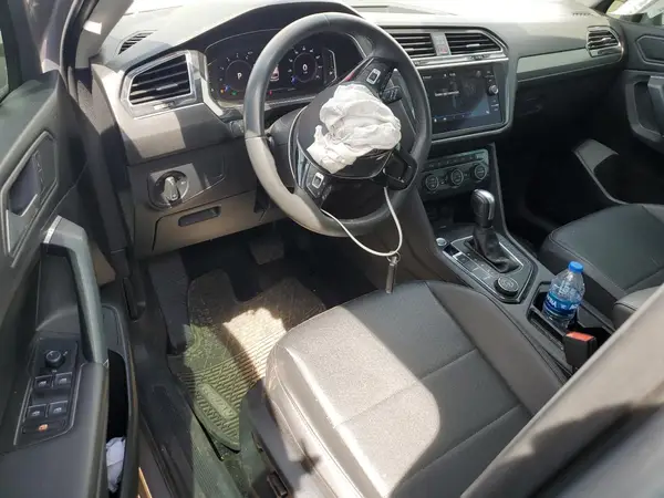 3VV2B7AX7LM127421 2020 VOLKSWAGEN TIGUAN - Image 8
